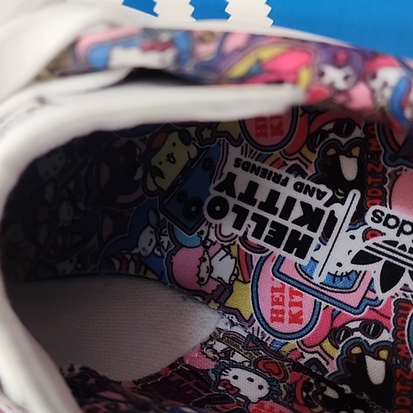 Adidas Stan Smith Hello Kitty - Picture 15 of 16